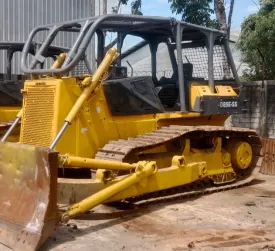 KOMATSU BULLDOZER D85ESS 